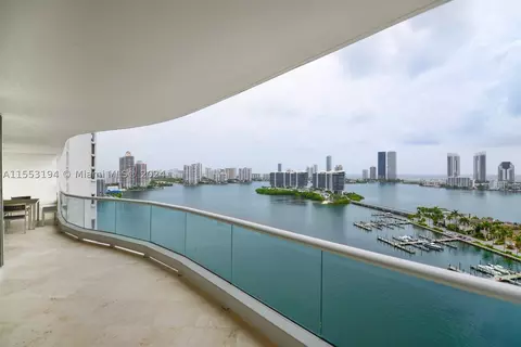 7000 Island Blvd #2005, Aventura, FL 33160