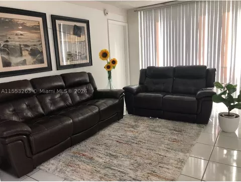 2055 SW 122nd Ave #528, Miami, FL 33175