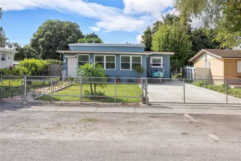 2970 NW 99th St, Miami, FL 33147