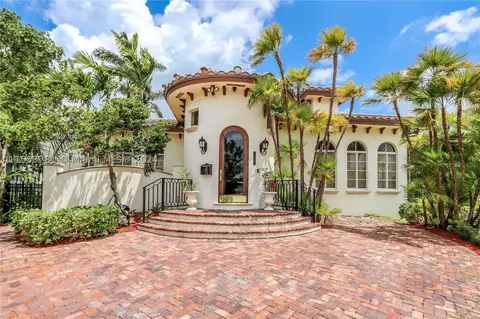 1223 Jackson St, Hollywood, FL 33019