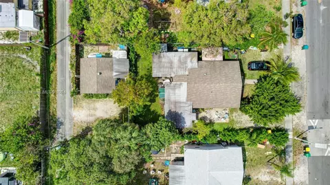 49 SW 14th St, Dania Beach, FL 33004
