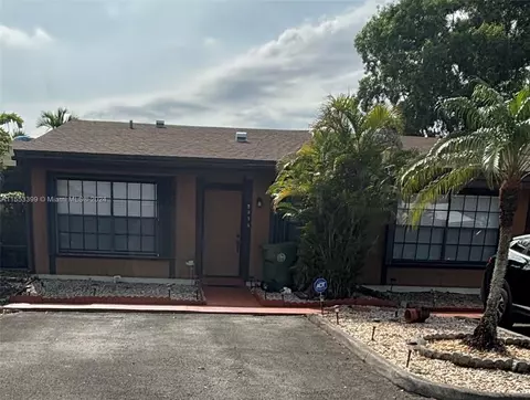 2330 Plum Ct #2330, Pembroke Pines, FL 33026