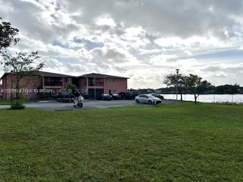 1840 NW 119th St #521, Miami, FL 33167