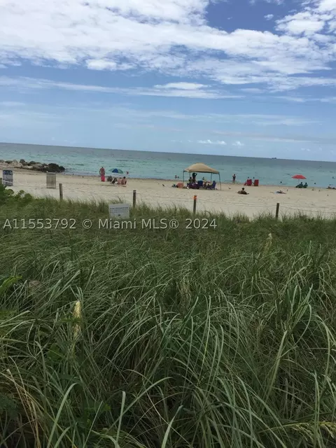 2899 Collins Ave #531, Miami Beach, FL 33140