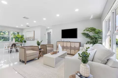 1131 SW 30th St, Fort Lauderdale, FL 33315