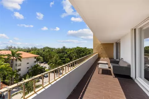155 Ocean Lane Dr #601, Key Biscayne, FL 33149