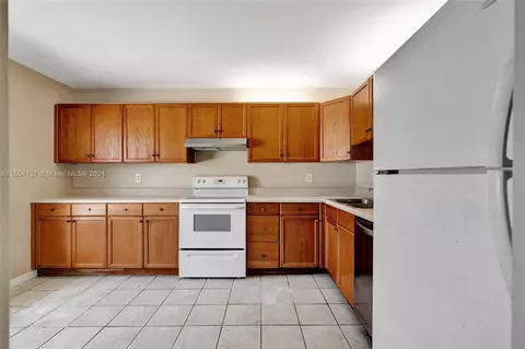 Kitchen - 4488 SE Salvatori Rd, Stuart, FL 34997 photo 3 of 4