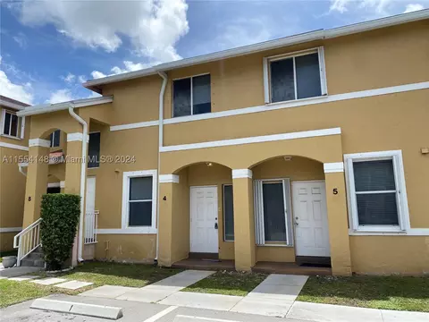 800 NE 212th Ter #3404, Miami, FL 33179
