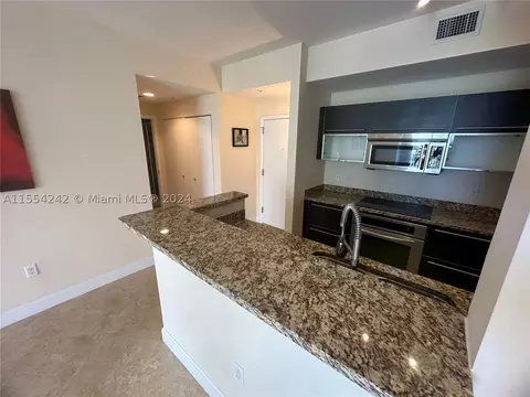 550 Okeechobee Blvd #404, West Palm Beach, FL 33401