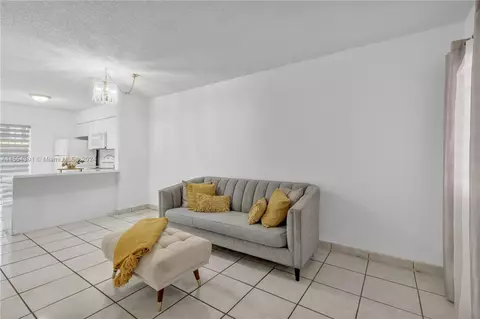 5480 W 21st Ct #105, Hialeah, FL 33016
