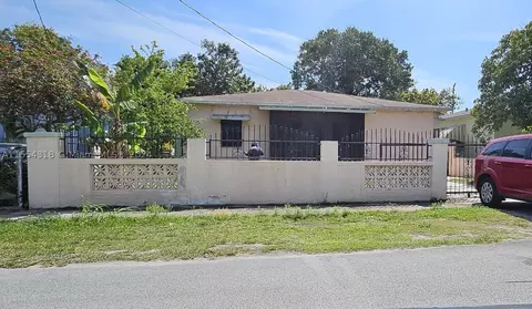 350 NW 80th St, Miami, FL 33150
