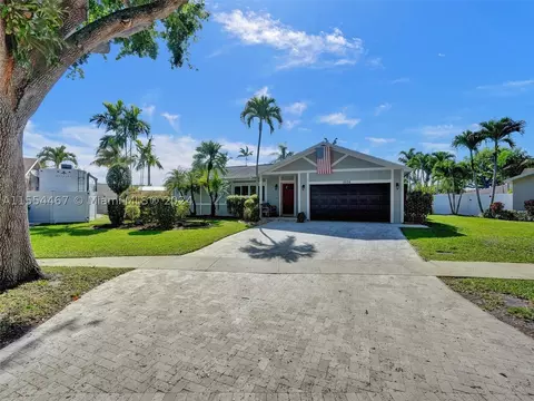 5526 SW 115th Ave, Cooper City, FL 33330