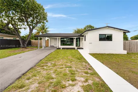 3309 Roosevelt St, Hollywood, FL 33021