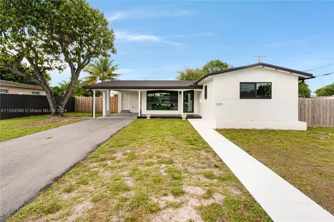 3309 Roosevelt St, Hollywood, FL 33021