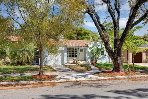 2473 SW 13th St, Miami, FL 33145