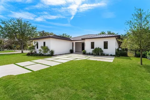 8000 SW 135th St, Pinecrest, FL 33156