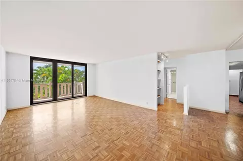 1121 Crandon Blvd #E306, Key Biscayne, FL 33149 photo 4