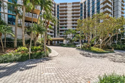 1121 Crandon Blvd #E306, Key Biscayne, FL 33149 photo 26