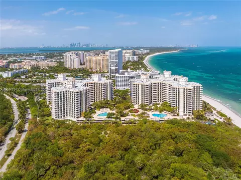 1121 Crandon Blvd #E306, Key Biscayne, FL 33149 photo 48