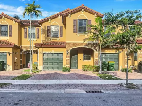 114 SE 33rd Ter, Homestead, FL 33033