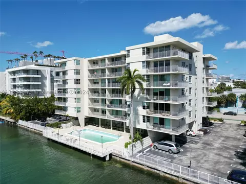 9500 W Bay Harbor Dr #6C, Bay Harbor Islands, FL 33154