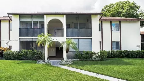4996 Sable Pine Cir #C2, West Palm Beach, FL 33417