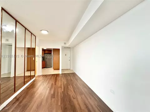 825 Brickell Bay Dr #344, Miami, FL 33131