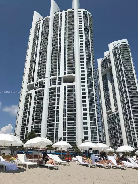 18001 Collins Ave #1517, Sunny Isles Beach, FL 33160
