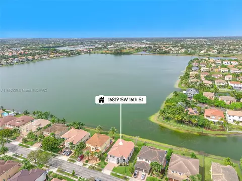 16819 SW 16th St, Pembroke Pines, FL 33027