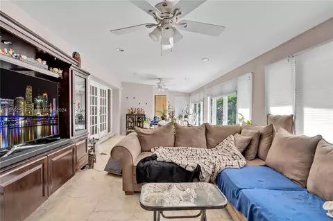 Other - 7300 N Augusta Dr, Hialeah, FL 33015 photo 8 of 9