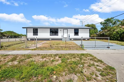11 NE 17th Ave, Boynton Beach, FL 33435