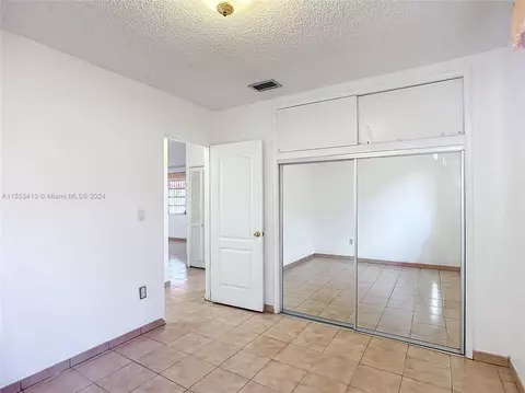 1440 W 3rd Ave, Hialeah, FL 33010 photo 27