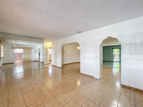 1440 W 3rd Ave, Hialeah, FL 33010 photo 6