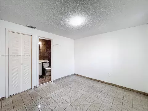 1440 W 3rd Ave, Hialeah, FL 33010 photo 30