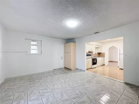 1440 W 3rd Ave, Hialeah, FL 33010 photo 15
