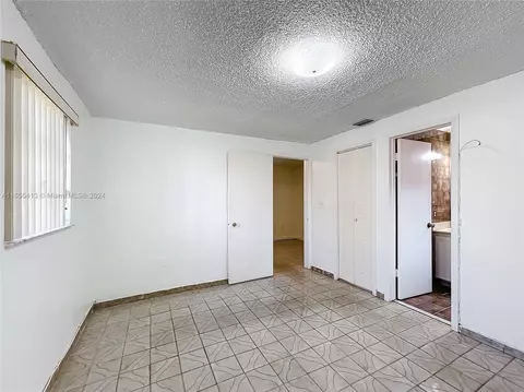 1440 W 3rd Ave, Hialeah, FL 33010 photo 31