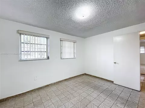 1440 W 3rd Ave, Hialeah, FL 33010 photo 32