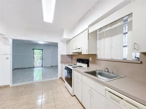 1440 W 3rd Ave, Hialeah, FL 33010 photo 11
