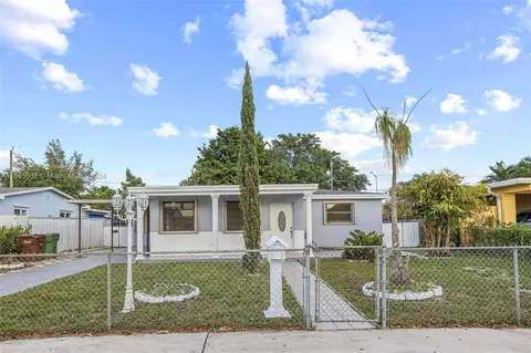 209 SE 9th Ave, Hialeah, FL 33010