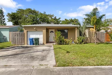 301 NW 51st St, Oakland Park, FL 33309