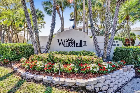 1707 Whitehall Dr #106, Davie, FL 33324