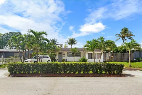 5986 NW 16th St, Sunrise, FL 33313