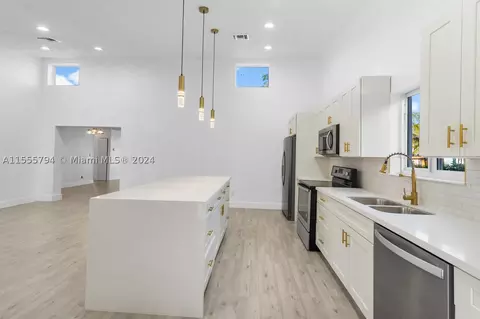 1630 NW 55th Ave, Lauderhill, FL 33313