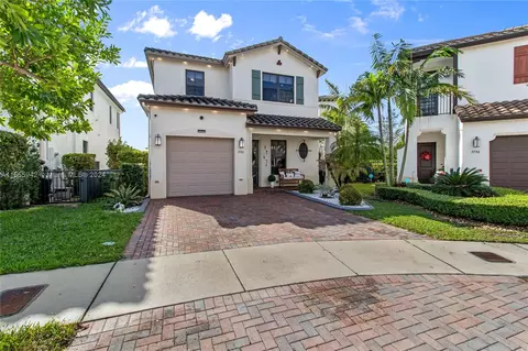 3580 W 96th Pl, Hialeah, FL 33018