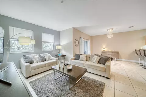 8740 NW 97th Ave #208, Doral, FL 33178