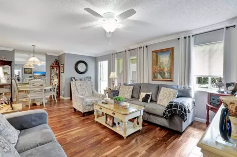 4885 NW Sable Pine Cir #C2, West Palm Beach, FL 33417