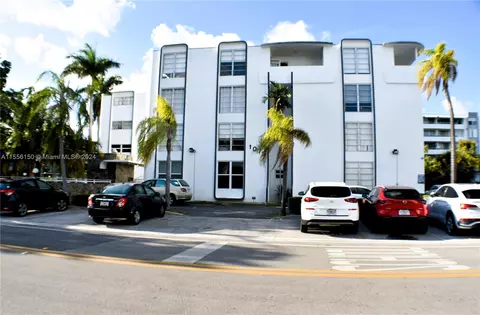 1075 93rd St #403, Bay Harbor Islands, FL 33154