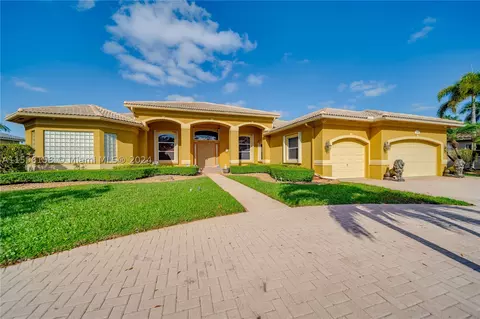3987 SW 140th Ave, Davie, FL 33330