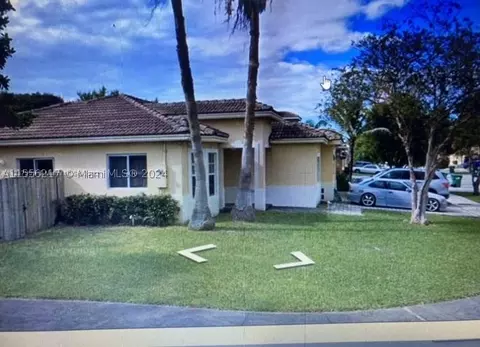 8992 SW 208th Ter, Cutler Bay, FL 33189