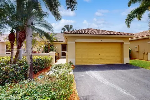 1994 Pisces Ter, Weston, FL 33327